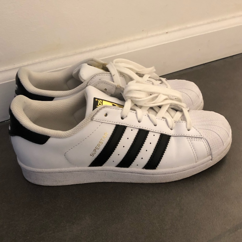 Adidas Superstar Sneakers
